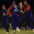 England beat Sri Lanka in Champions Trophy