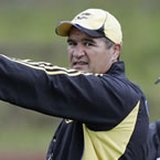 Hurricanes hold on to coach Colin Cooper