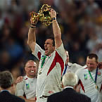Johnno hails hero Hilly